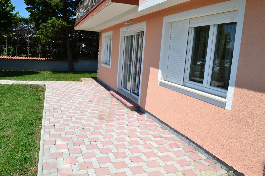 Apartments Lungomare Умаг Стая снимка