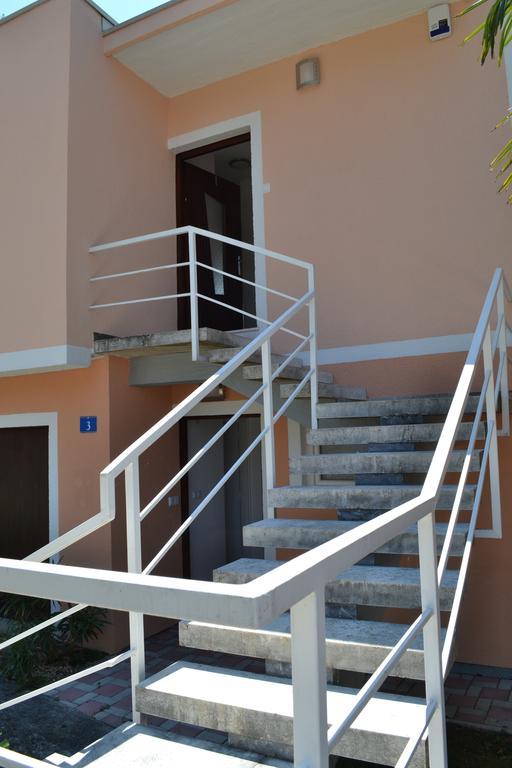 Apartments Lungomare Умаг Екстериор снимка
