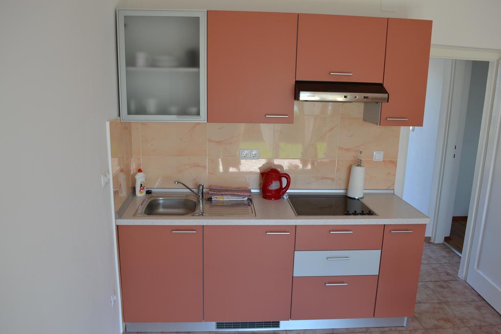 Apartments Lungomare Умаг Стая снимка