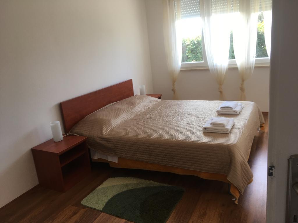 Apartments Lungomare Умаг Екстериор снимка